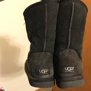 Black ugg boots